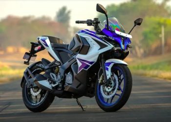Level Up Your Travel Experience with the Bajaj Pulsar RS200