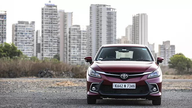 glanza exterior front view