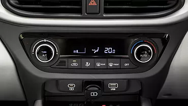 grand i10 nios interior ac controls