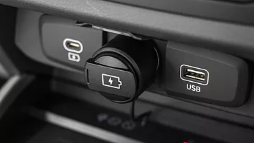 grand i10 nios interior usb port aux power socket wireless charging