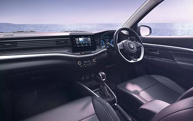 2022 xl6 interior dashboard 18