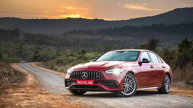 amg c 43 exterior left front three quarter 2