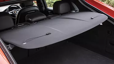 cayenne coupe interior bootspace with parcel tray retractable