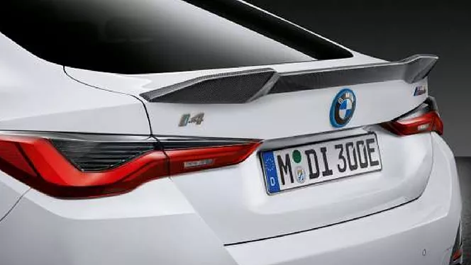 i4 exterior rear spoiler