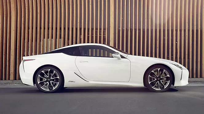 lc 500h exterior right side view