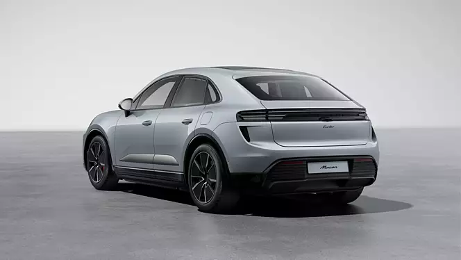 macan turbo ev exterior rear view