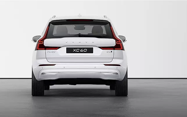 xc60 exterior rear view