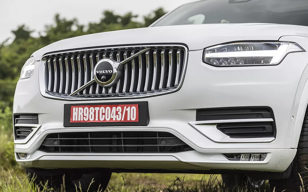 xc90 exterior front bumper