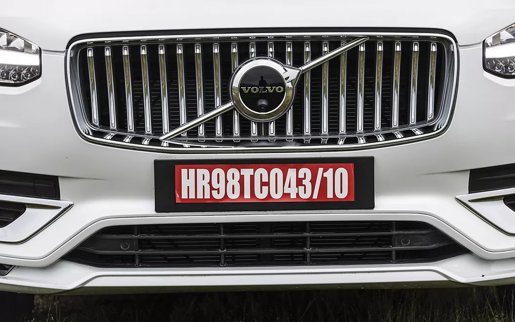 xc90 exterior grille