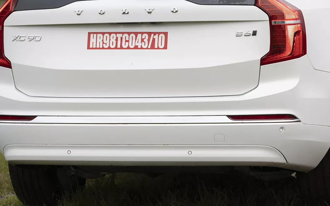 xc90 exterior rear bumper