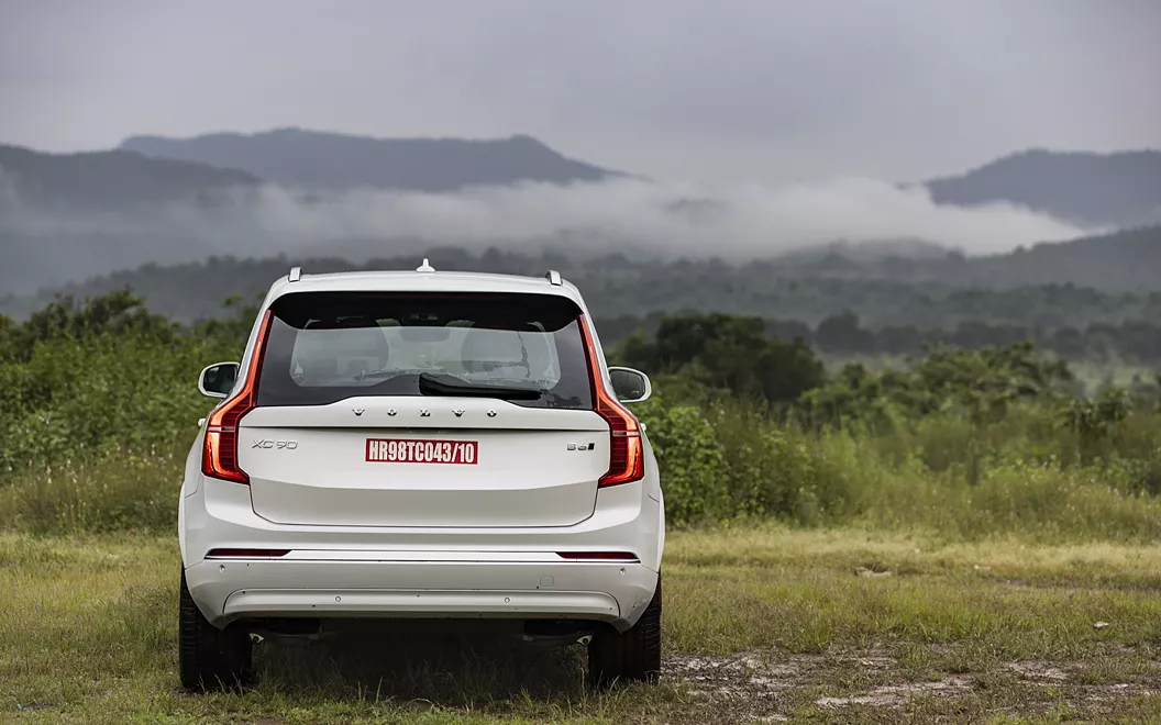 xc90 exterior rear view