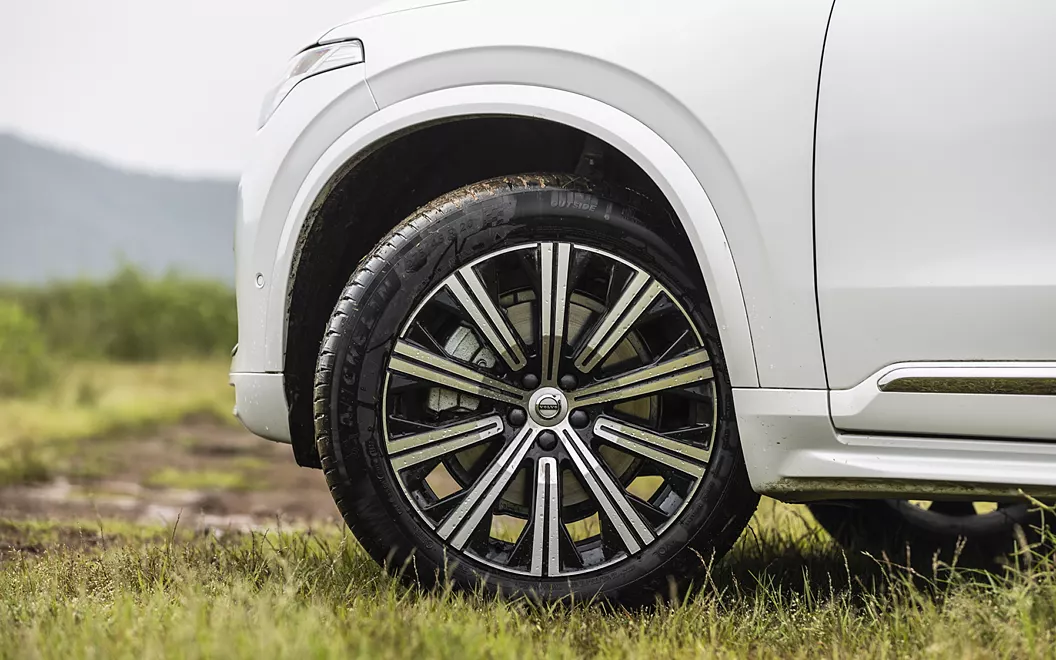 xc90 exterior wheel