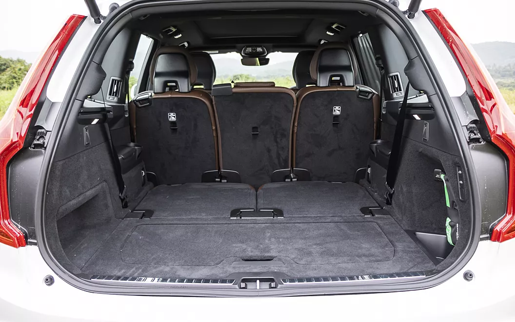 xc90 interior bootspace rear seat folded