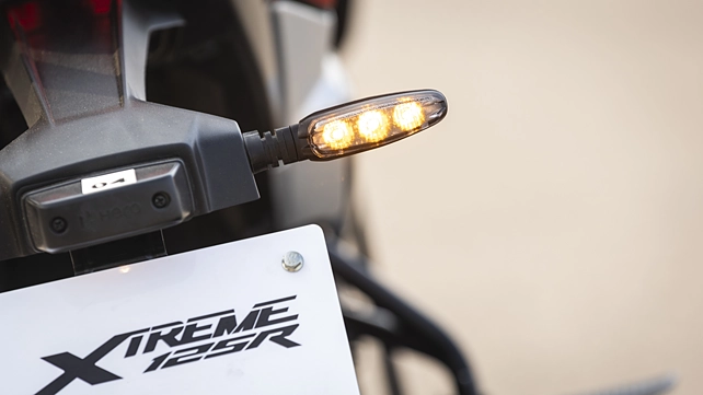 xtreme 125r rear turn indicators