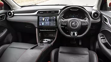 zs ev interior dashboard (1)