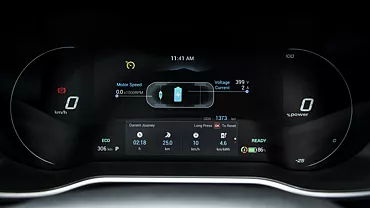 zs ev interior instrument cluster