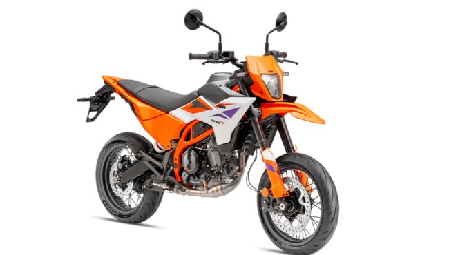 12KTM 390 SMC R wide image