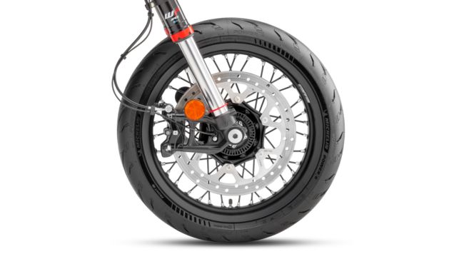 KTM 390 SMC R brakes image
