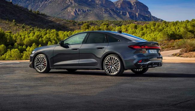 Audi A5 Exterior Image
