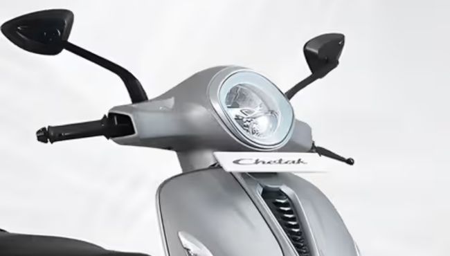 Bajaj Chetak 3503 head view